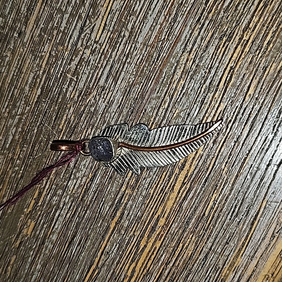 New Natural Tanzanite Sterling Silver feather 🪶 pendant - Picture 5 of 6